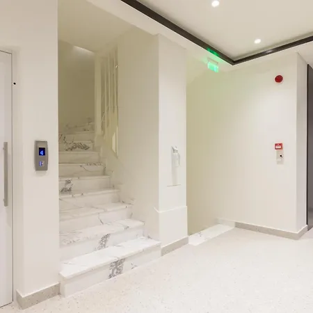 Socrates Fully Equipped With Unique Design Apartment *