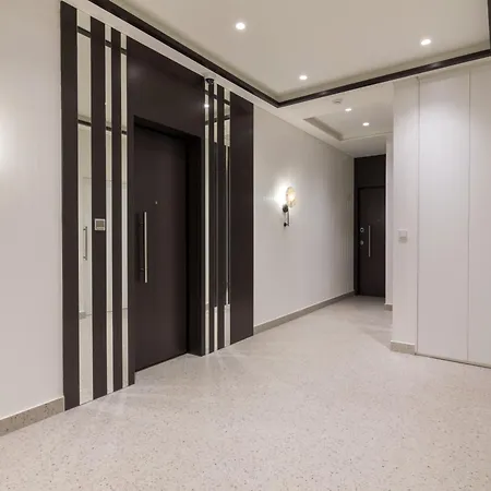 Apartment Socrates Fully Equipped With Unique Design
